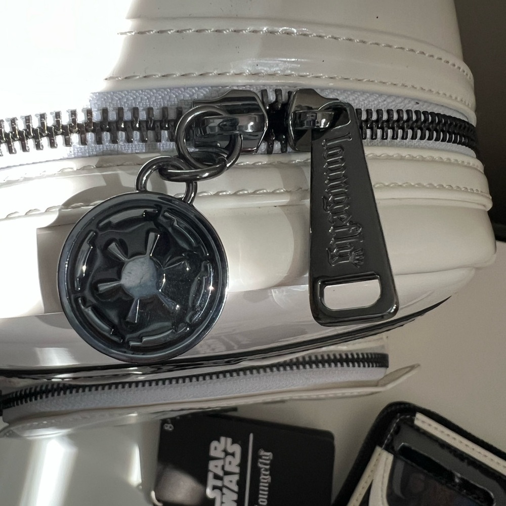 NWT Star Wars Stormtrooper Loungefly Backpack and Wallet Set - Black and White - Picture 9 of 16